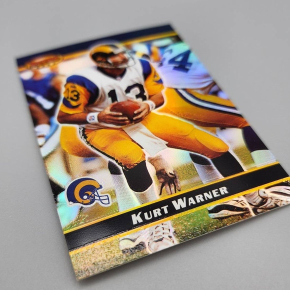 Kurt Warner, Quarterback, Topps/Bowman, 2000, #2 Trading Card - Picture 3 of 4